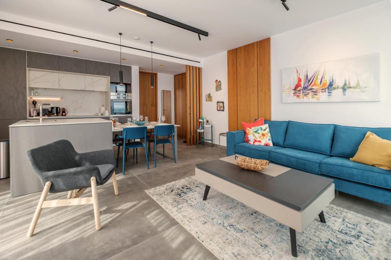 Gaia Seaview Apartment 1 Larnaca Extérieur photo