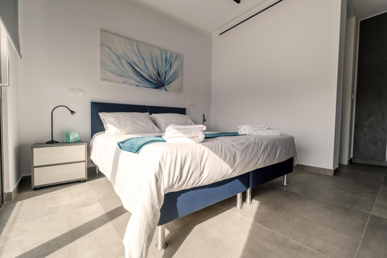 Gaia Seaview Apartment 1 Larnaca Extérieur photo