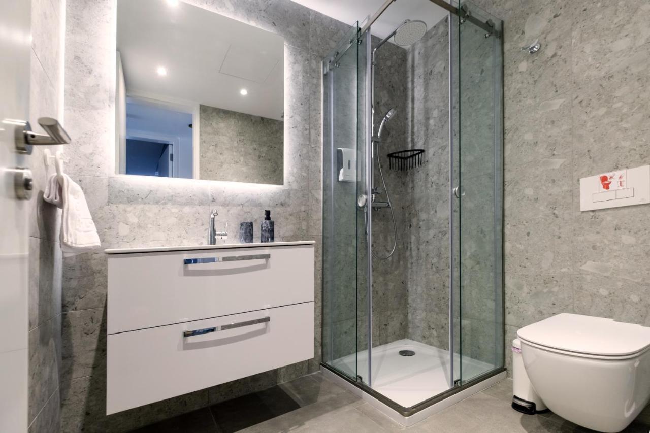Gaia Seaview Apartment 1 Larnaca Extérieur photo